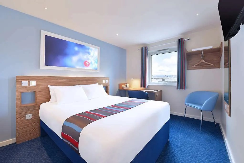 Travelodge Hull South Cave Hotham 3*,
