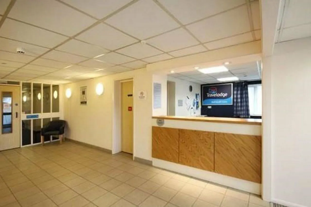Travelodge Hull South Cave Hotham 3*,